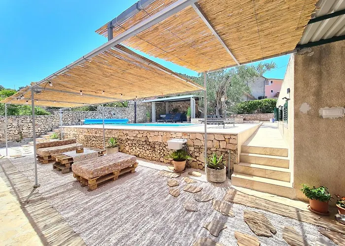Olive Tree - House With Pool