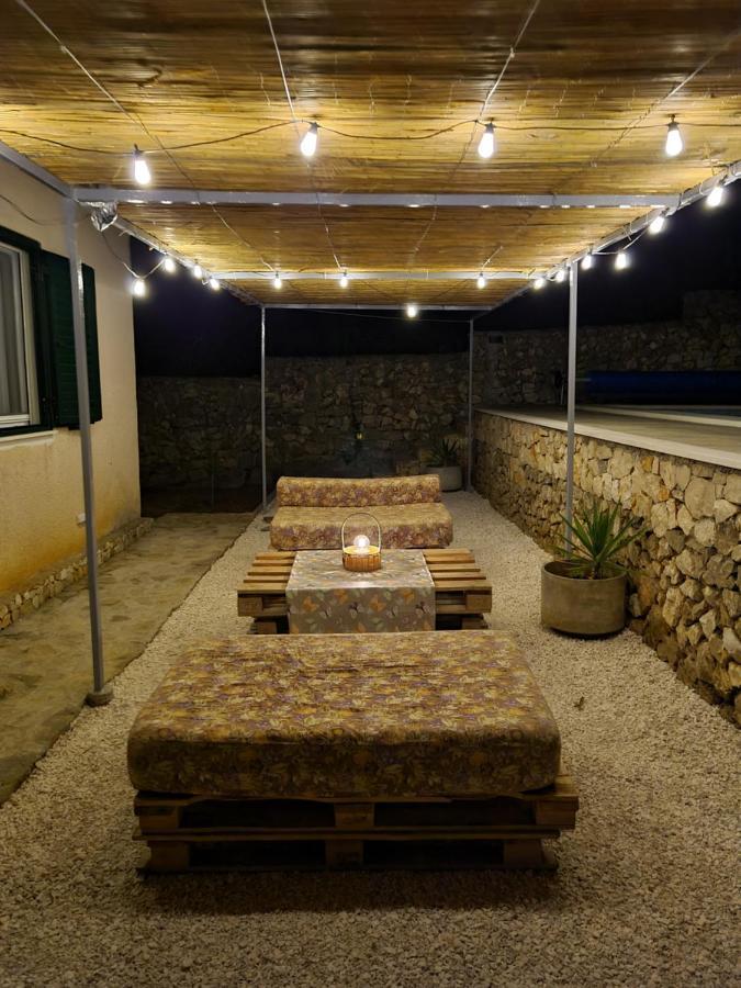 Vikendica Olive Tree - House With Pool