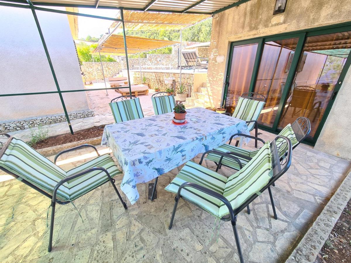 Ferienhaus Olive Tree - House With Pool Vinišće